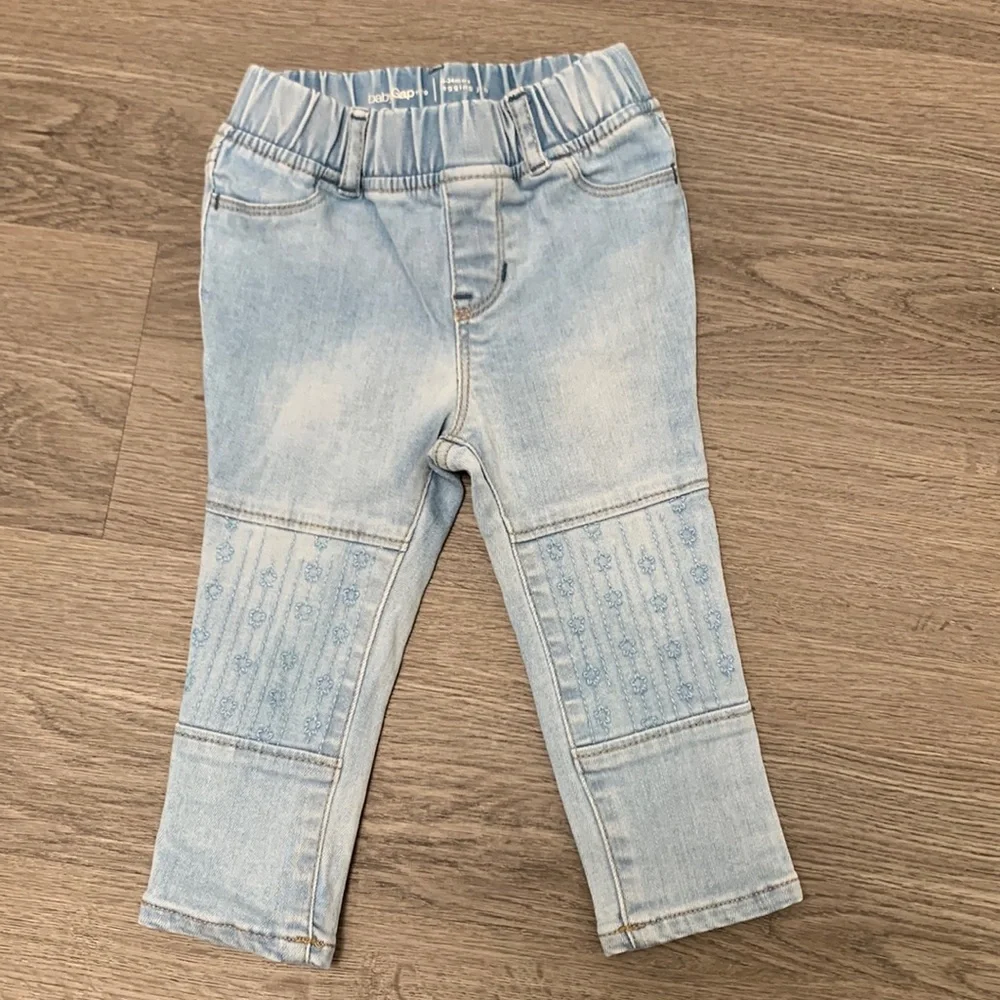 Baby Gap legging jeans - size 18-24M